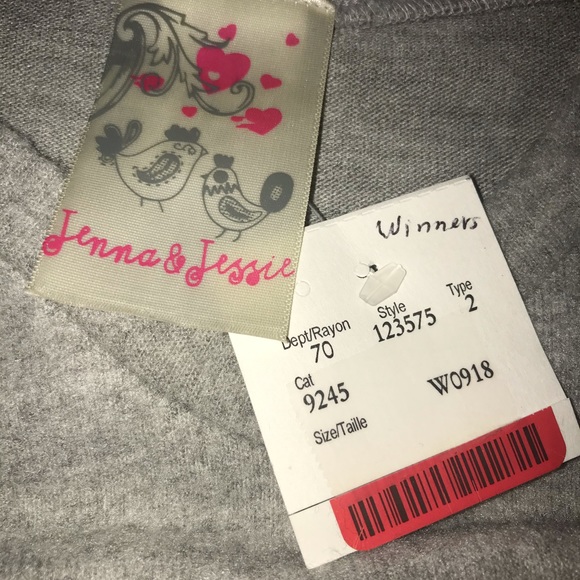 heart sequin Jean shorts and heart sequin shirt - Picture 4 of 4